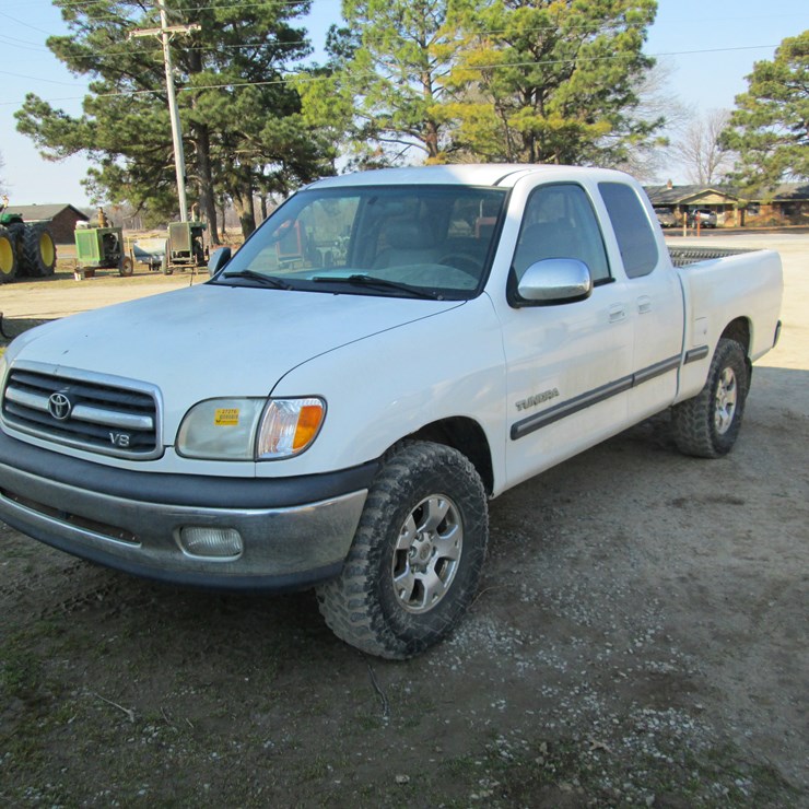 2000 TOYOTA TUNDRA