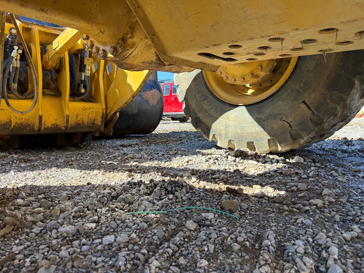 2016-caterpillar-938m-image-77