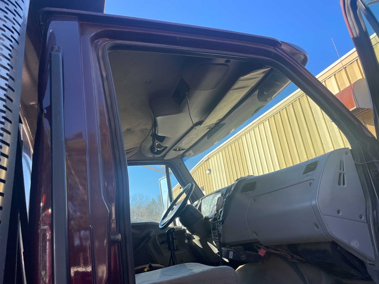 #13005-•-1999-sterling-dump-truck-(has-wi-title)-image-82