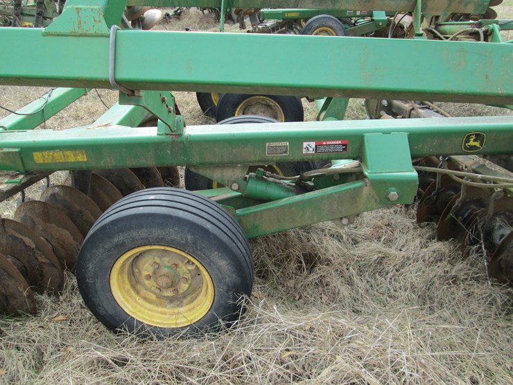 john-deere-637-image-18