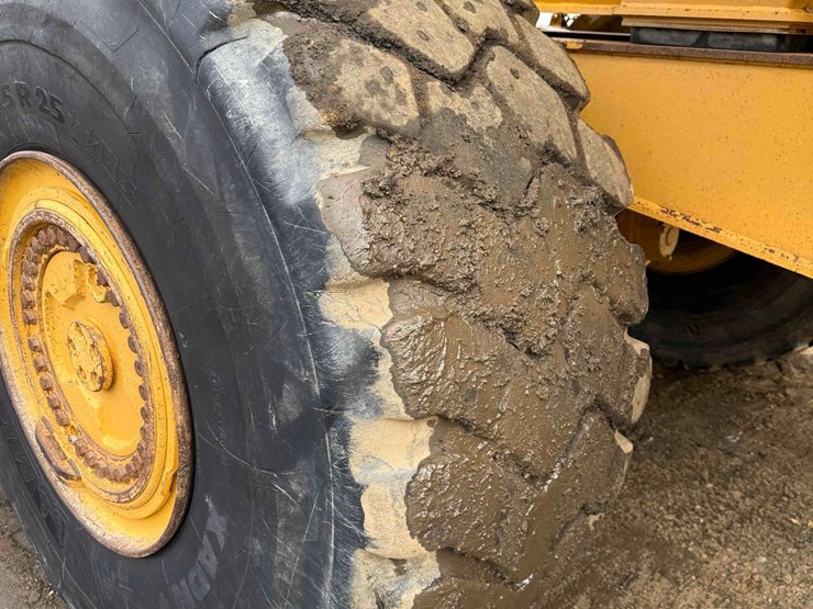 2014-deere-370e-image-15