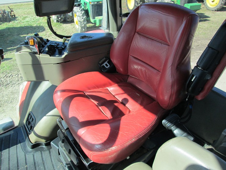 case-ih-magnum-305-image-35