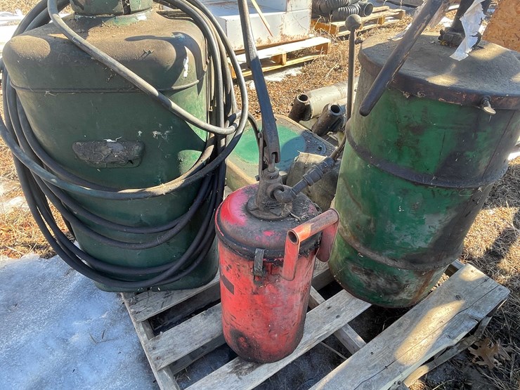 #13085-•-pallet-contents-image-4