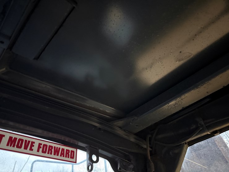 2006-deere-650d-lc-image-52