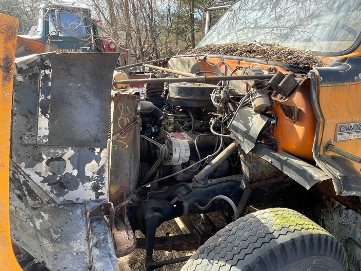 #13018-•-1974-gmc-6500-tractor-(has-wi-title)-image-87