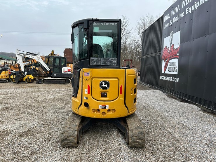 2022-deere-30g-image-3