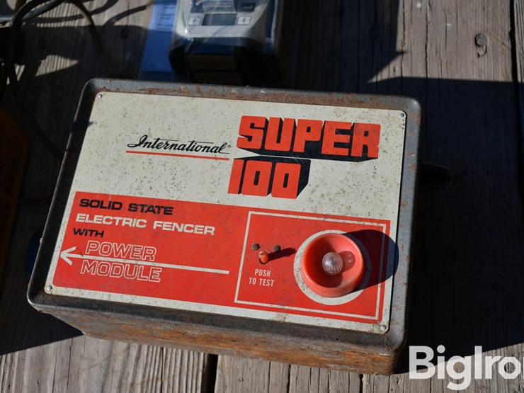 international-100-image-9