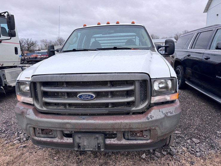 2003-ford-f350-xl-image-2