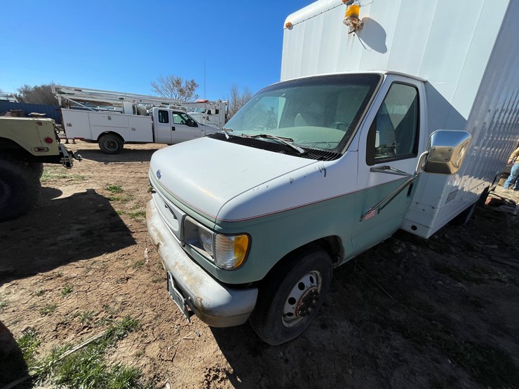 #1267-•-1997-ford-box-truck-(peralta,-nm)-image-3