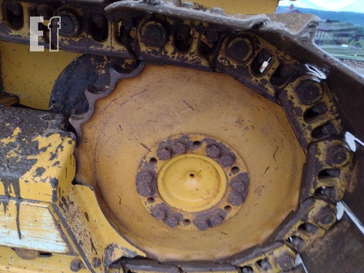 2015-deere-650k-lgp-image-22