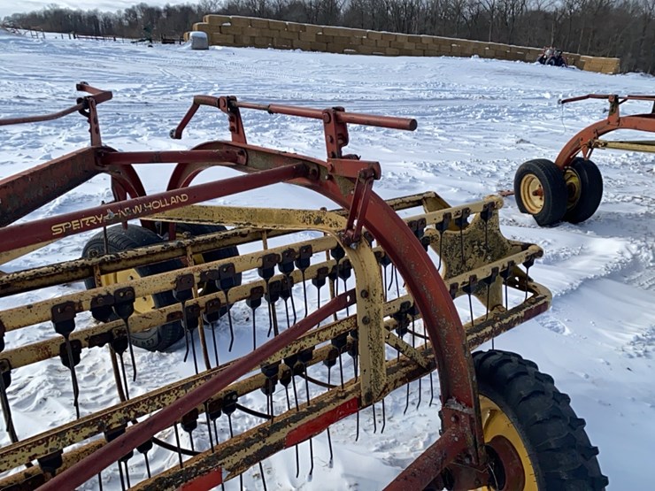 new-holland-258-image-14