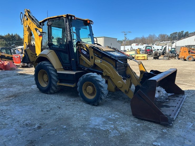 2017-caterpillar-430f2-it-image-4