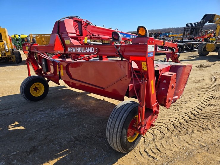 2021-new-holland-313-image-7