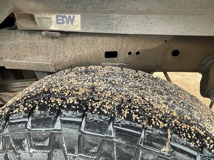 2014-dodge-2500-image-53