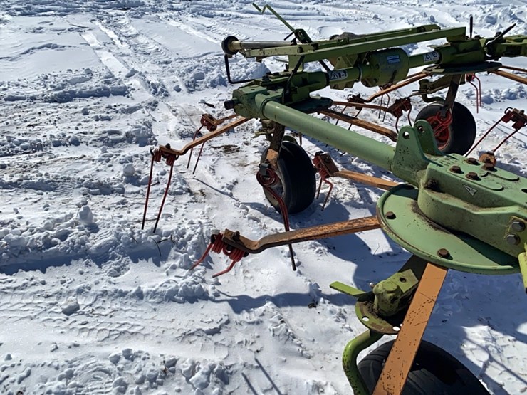 claas-volto-750-image-14