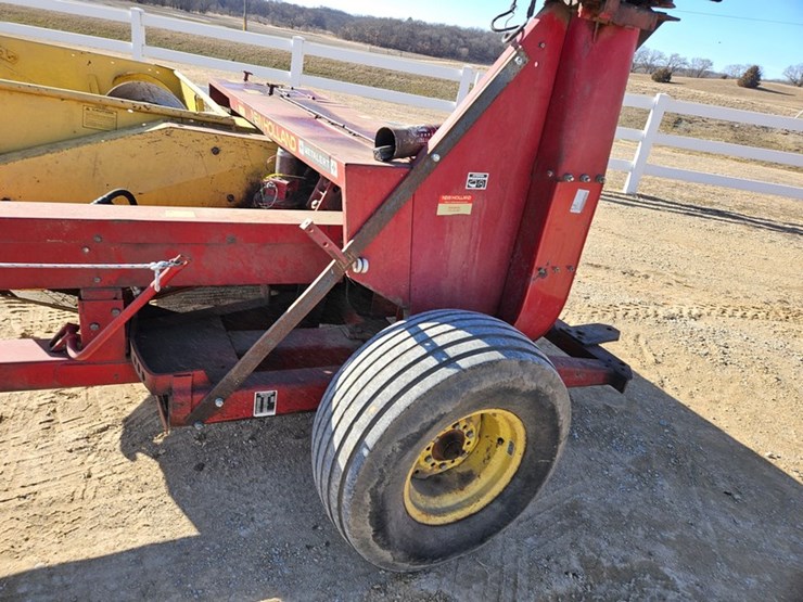 new-holland-892-image-24