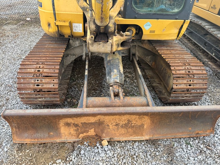 2017-komatsu-pc88mr-10-image-23