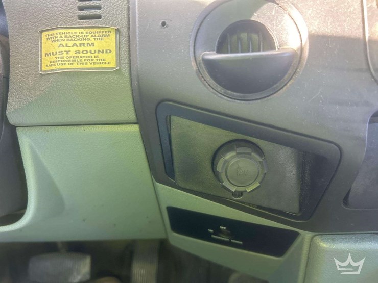 2013-ford-f450-image-34