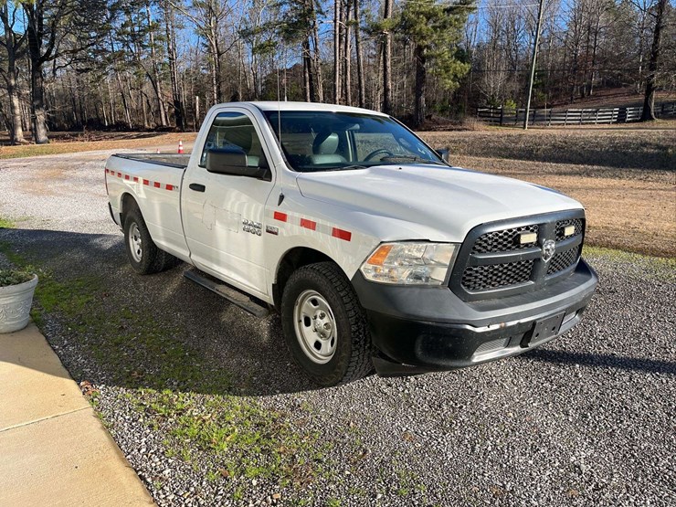 2017-dodge-1500-image-9