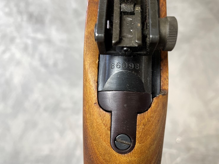 #2087-•-universal-m1-carbine-.30-carbine-semi-automatic-rifle,-sn:-86098-(downing,-wi)-image-10