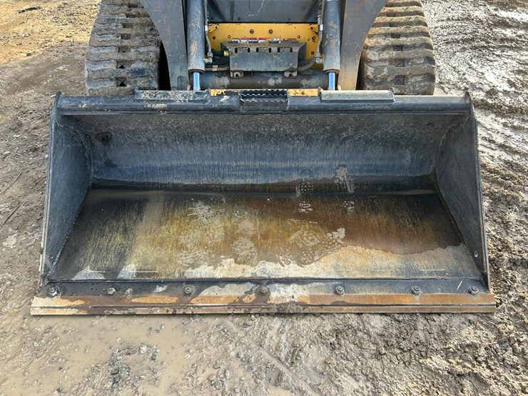 2019-deere-325g-image-9