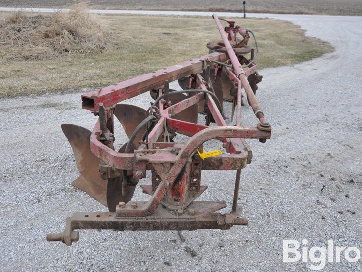 international-550-image-2