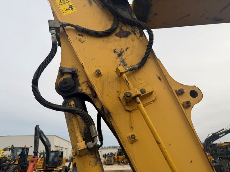 2017-komatsu-pc88mr-10-image-18