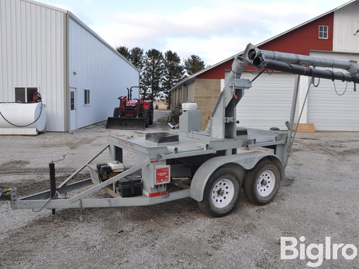 ads-bulk-seed-buggy-t/a-seed-tender-image-1