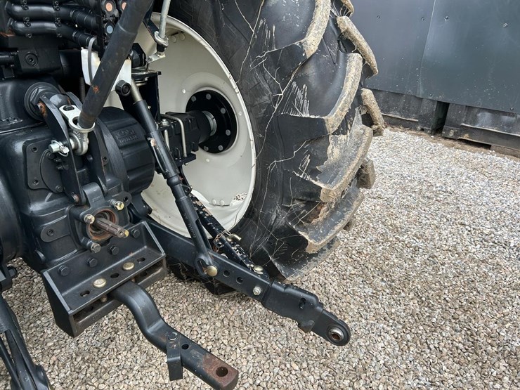 2022-new-holland-ts6.140-image-14