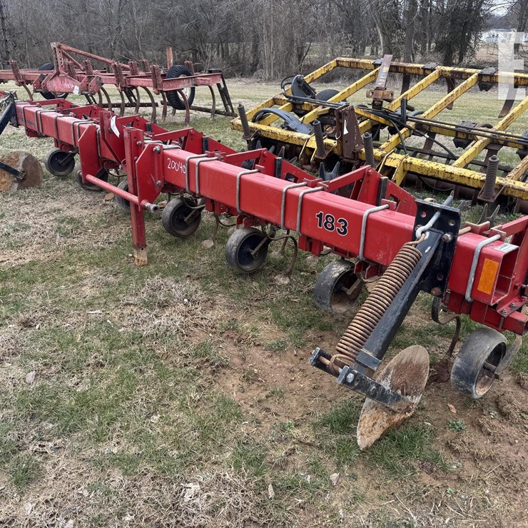 CASE IH 183