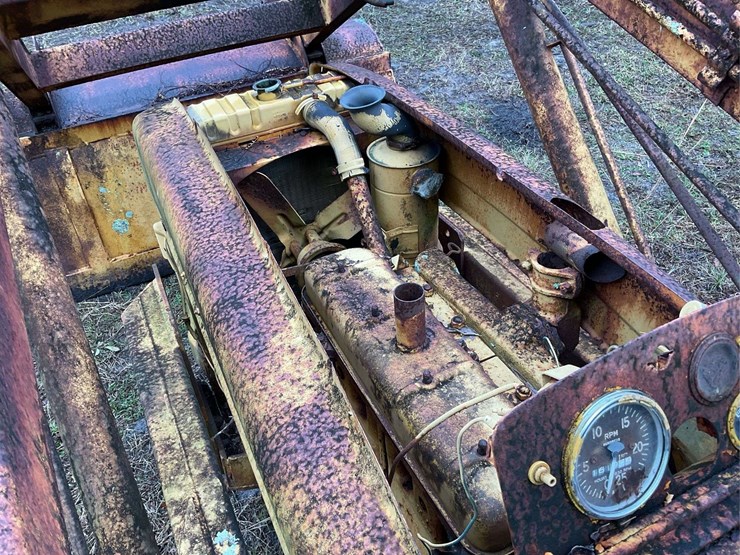 minneapolis-moline-parts-tractor-image-9