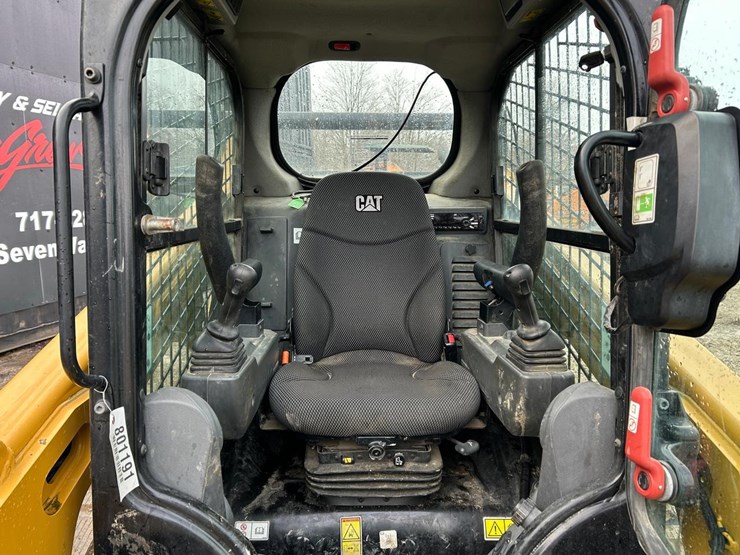 2020-caterpillar-259d3-image-20