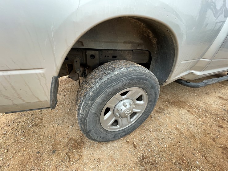 2014-dodge-2500-image-29