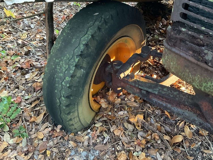 minneapolis-moline-lp-parts-tractor-image-16