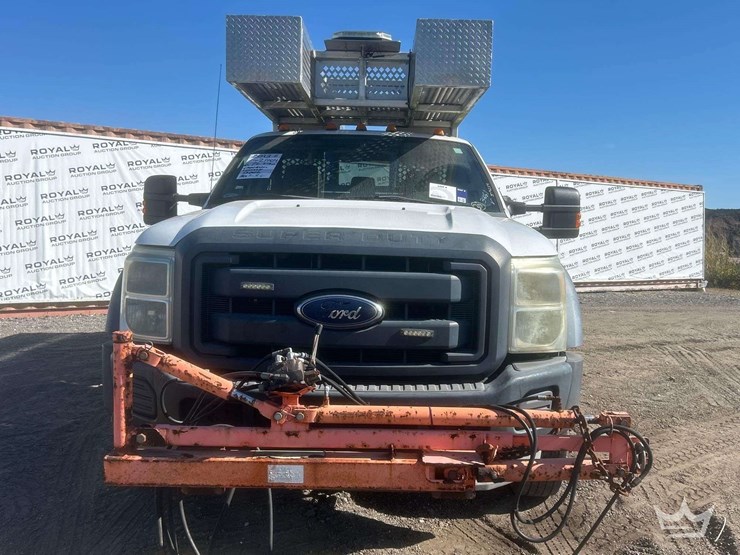 2013-ford-f450-image-27