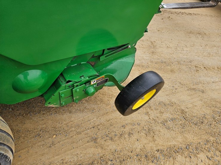 john-deere-469-image-30