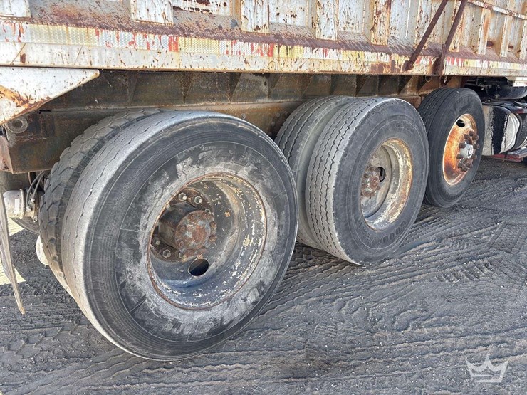 1993-ford-ls9000-image-27