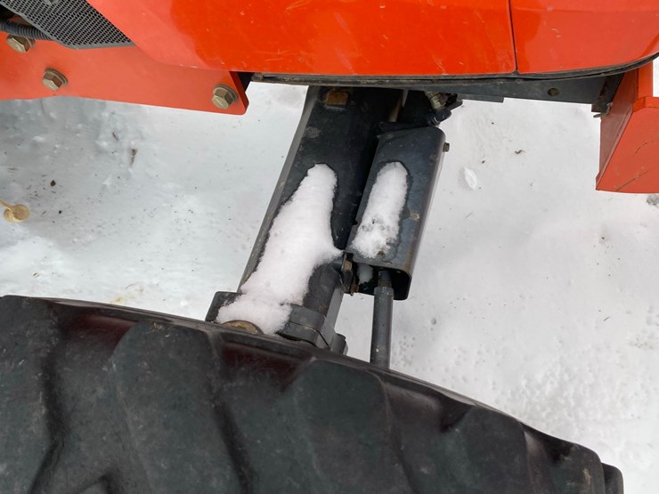 kubota-m7040-image-13