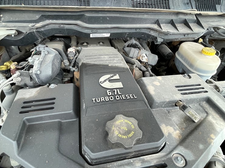 2014-dodge-2500-image-116