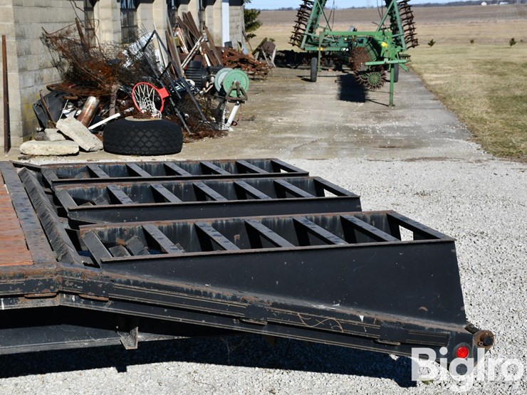 2006-may-trailer-25'-t/a-gooseneck-flatbed-trailer-image-16