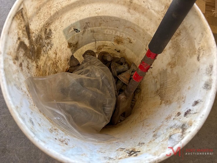 erskine-24hdrs-heavy-duty-rock-saw-skid-steer-attachment-image-11