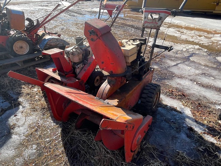 #13075-•-(2)-snow-blowers-image-2