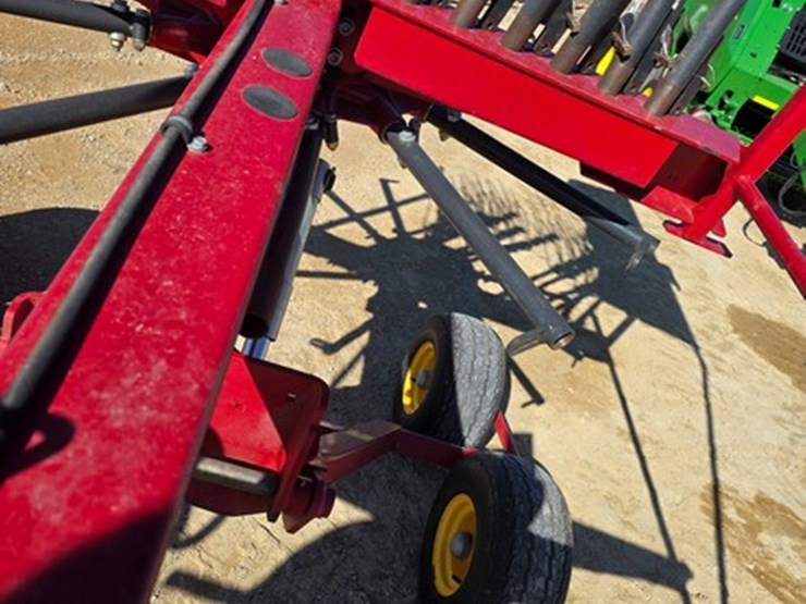 2015-new-holland-prorotor-3114-image-14