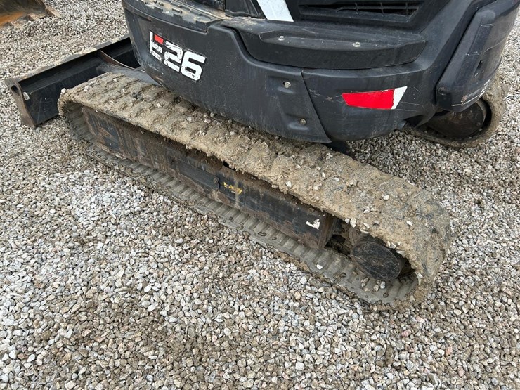 2021-bobcat-e26-image-16