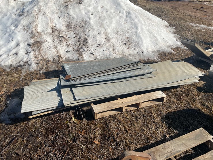 #13100-•-used-corrugated-sheet-metal-image-1