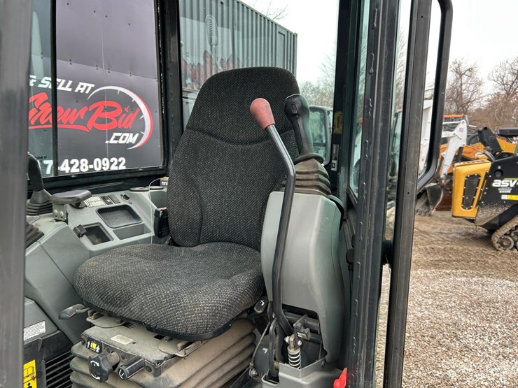 2021-bobcat-e26-image-19