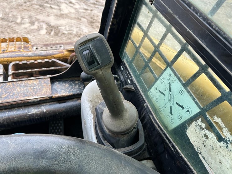 caterpillar-277b-image-26