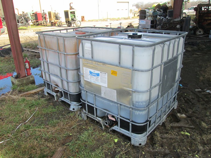 #27314-•-lot-of-(2)-205gal-plastic-totes-image-1