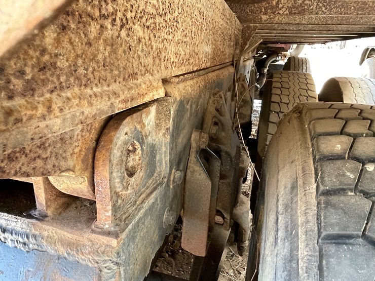 #13013-•-1977-ford-dump-truck-(has-wi-title)-image-29