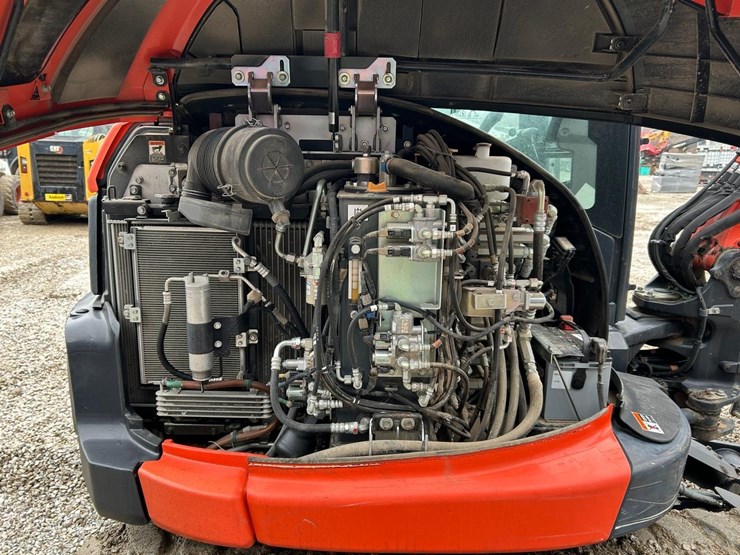 2022-kubota-kx057-image-14
